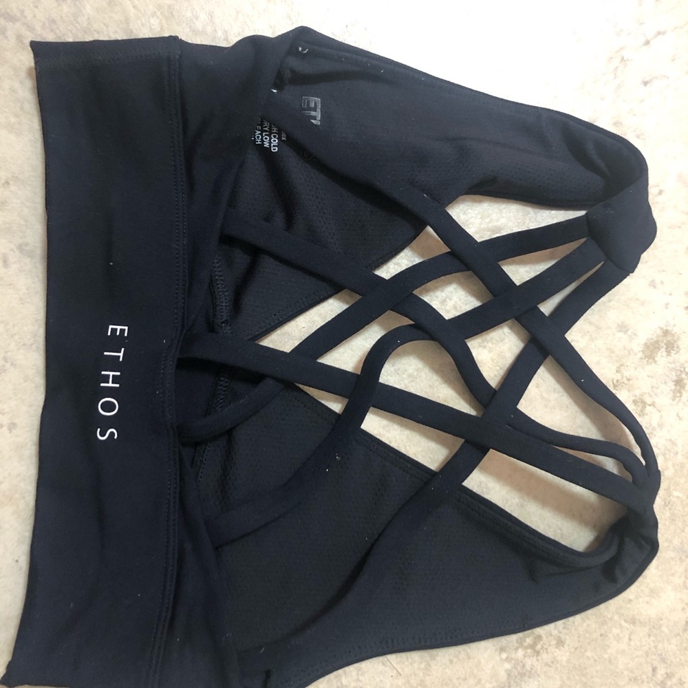 Ethos XS crossback sportsbra